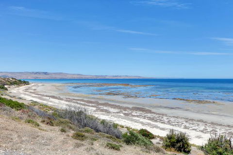 Century 21 SouthCoast: Glayva's 11 - Geraldton Accommodation 0