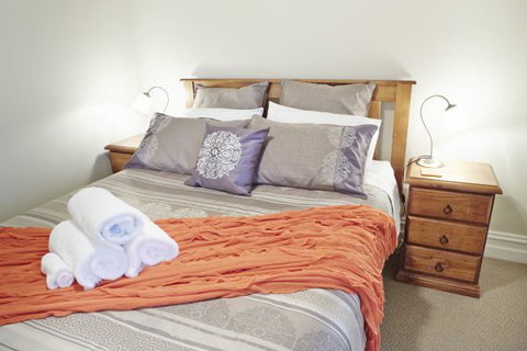 Jessie's Creek Cottage - Geraldton Accommodation 1