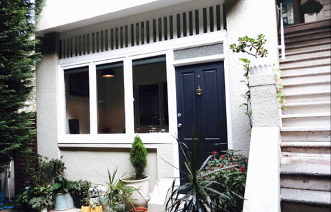 Designer Style - Geraldton Accommodation 9