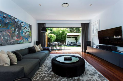 Designer Style - Geraldton Accommodation 31