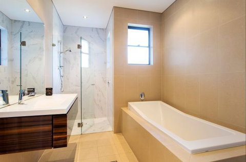 Designer Style - Geraldton Accommodation 38