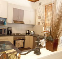 Anderl's Beach Cottage - Geraldton Accommodation