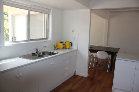 LJ Hooker Goolwa Holiday Rentals - 42 Underwood Avenue, Goolwa Beach - Geraldton Accommodation 13