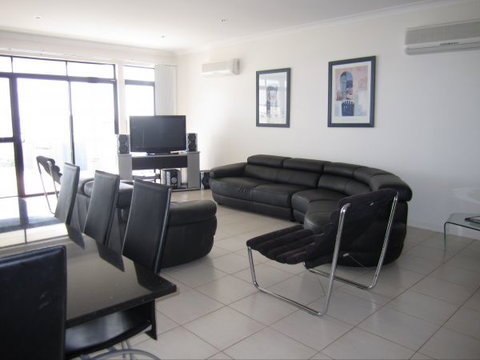 The Waterfront Dolphin - Geraldton Accommodation 0
