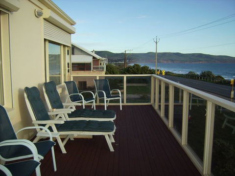 Century 21 SouthCoast: Hayman - Geraldton Accommodation 1