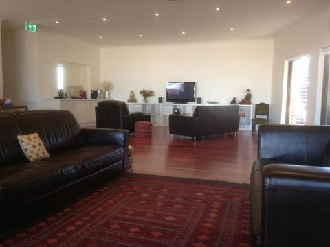 Crossroads Ecomotel - Geraldton Accommodation 6