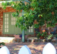 Kalamunda Carriages and Three Gums Cottage - Geraldton Accommodation