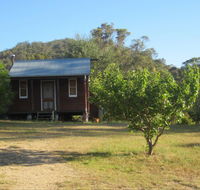 Peach Tree Cabin - Geraldton Accommodation