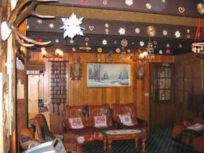 Karelia Alpine Lodge - Geraldton Accommodation 1