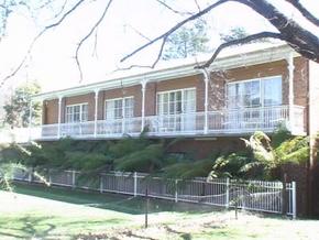 Barrasss John Bright Motor Inn - Geraldton Accommodation 1