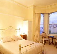 Amberley House - Geraldton Accommodation