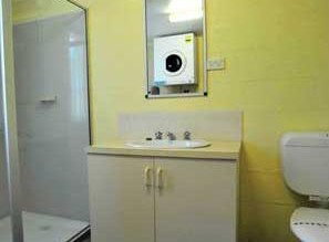 Alanvale Apartments & Motor Inn - Geraldton Accommodation 3