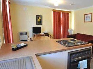 Alanvale Apartments & Motor Inn - Geraldton Accommodation 4