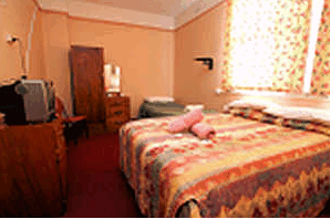 Globe Hotel - Geraldton Accommodation 1