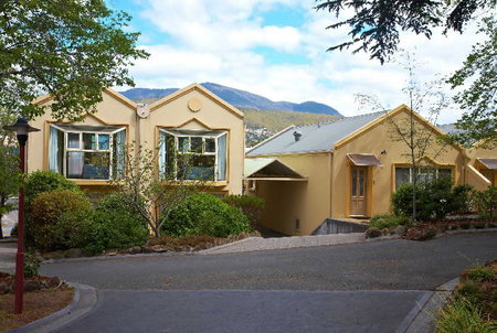 Quest Trinity House - Geraldton Accommodation 5