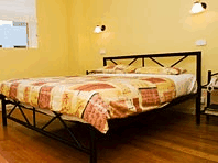 Montgomery's Private Hotel & YHA - Geraldton Accommodation 2