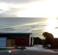 Freycinet Beach Apartments - Geraldton Accommodation