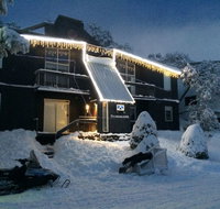 Kilimanjaro Alpine Apartments - Geraldton Accommodation