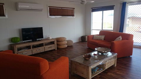 True Blue - Geraldton Accommodation 1