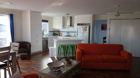 True Blue - Geraldton Accommodation 2