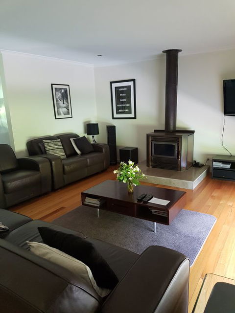 Studio Venti Sette - Geraldton Accommodation 0