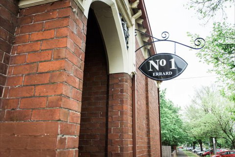 No1 Errard - Geraldton Accommodation 0