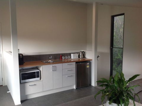 Studio Venti Sette - Geraldton Accommodation 14
