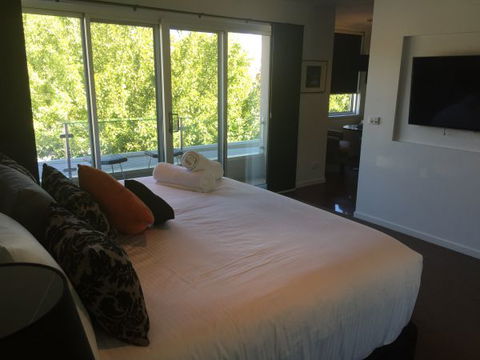 Studio Venti Sette - Geraldton Accommodation 60