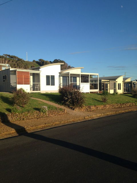 Azzure Beach Houses - Geraldton Accommodation 0