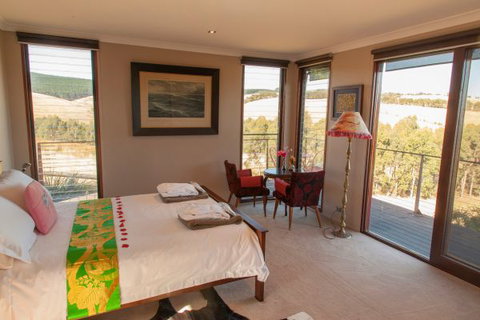 Otway Escapes Luxury Spa Accommodation - Geraldton Accommodation 1