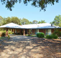 Abelia House - Geraldton Accommodation