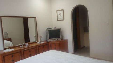 Gaerwood Bed Breakfast - Geraldton Accommodation 5