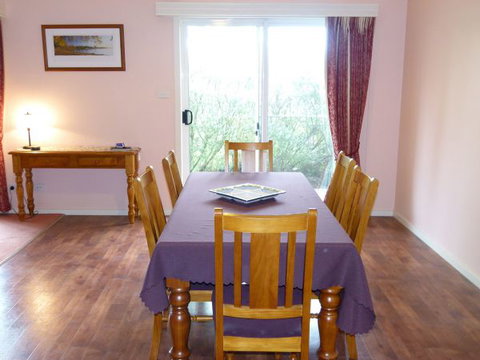 Birralee Cottage - Geraldton Accommodation 1