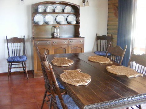Ironstone Cottage - Geraldton Accommodation 2