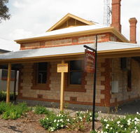 Clydesdale Cottage Bed  Breakfast - Geraldton Accommodation