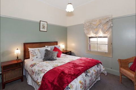 Ripon Cottage - Geraldton Accommodation 1