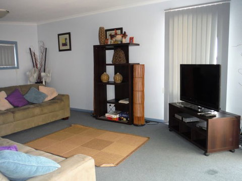 Wallaroo Waves - Geraldton Accommodation 1