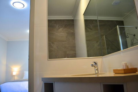 Mansfield Apartments - Geraldton Accommodation 4
