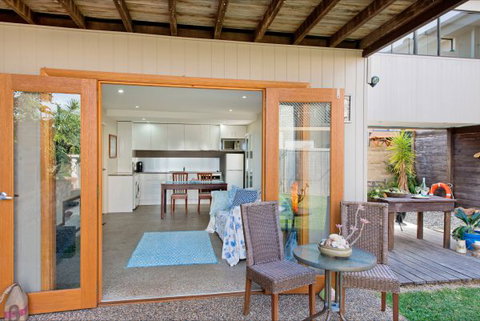 Akama Vista - Couple's Retreat - Geraldton Accommodation 1