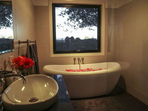 Ballachulish Farm Stay - Geraldton Accommodation 0
