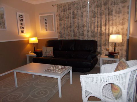 BelleBrook - Geraldton Accommodation 4