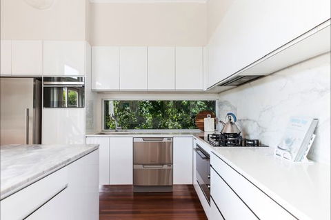 Bondi Blue - Geraldton Accommodation 4