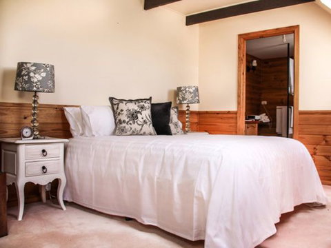 Brigham House - Tooma - Geraldton Accommodation 2