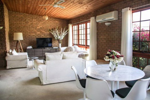 Brigham House - Tooma - Geraldton Accommodation 3