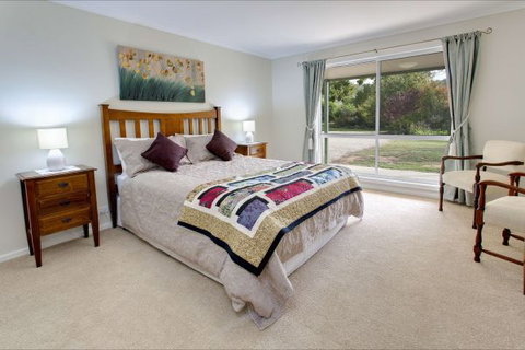 Brookfield Guesthouse - Geraldton Accommodation 2