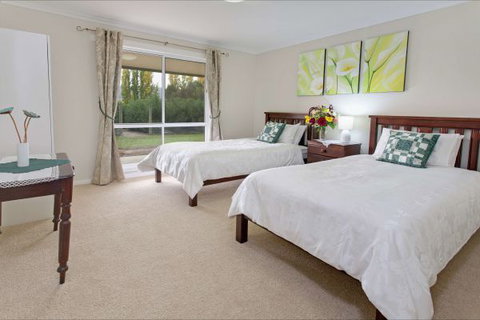 Brookfield Guesthouse - Geraldton Accommodation 4