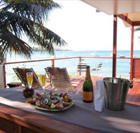 Bundeena Beach Hut - Geraldton Accommodation