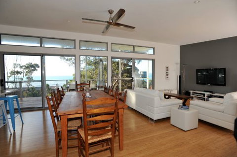 Carpe Diem - Geraldton Accommodation 3