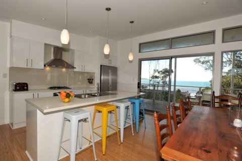 Carpe Diem - Geraldton Accommodation 4