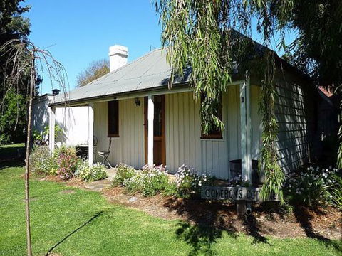 Cameron's Cottage - Geraldton Accommodation 0